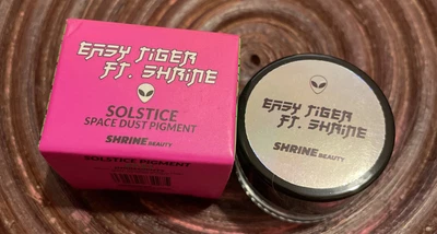 £1.99 • Buy (c104) Bnib Easy Tiger Ft Shrine Beauty Space Dust Pigment - Solstice