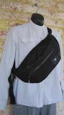 Vans Black Cordura Canvas Crossbody Fanny Belt Waist Bag New Adjustable • $21