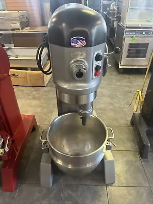 Hobart H600T 60 Qt Mixer  2HP - 3Ph - 200v - New Stainless Bowl And Dough Hook • $8950