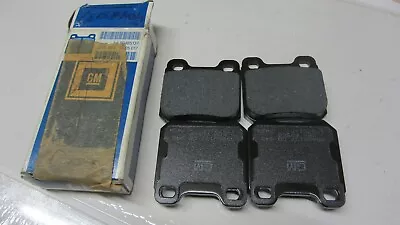 90485137 Vauxhall Opel Omega A Senator B Carlton Rear Brake Disc Pads Genuine • $34.22