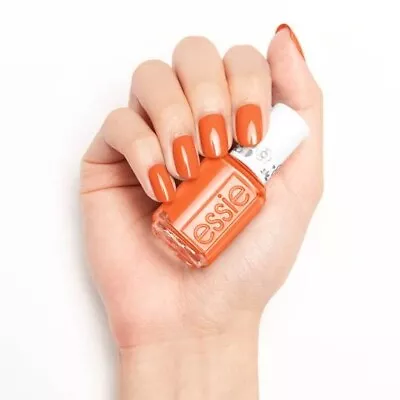 ESSIE    MOVIN' & GROOVIN 840  Full Size • £6.99