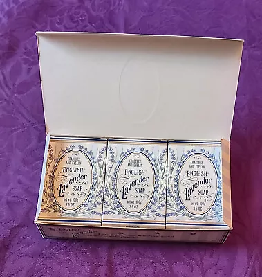 Collectable Vintage Crabtree And Evelyn Lavender Soap • £10