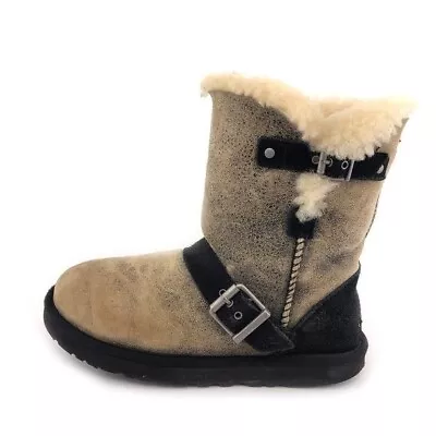 UGG Classic Short Dylyn Bomber Leather Sheepskin Winter Boots Womens Size 7 • $75