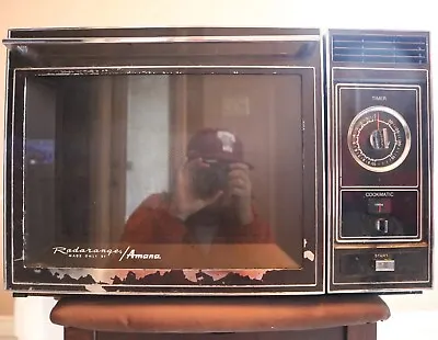 Vintage AMANA Radarange Microwave Oven With Original Glass Tray January 1985 • $239.99