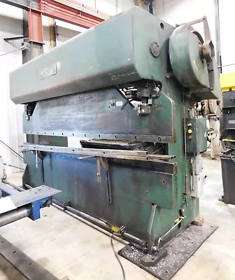 #10846: Wisconsin 12' X 100 Ton Forcemaster Mechanical Press Brake • $6500