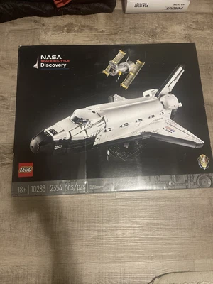 $175 • Buy LEGO Icons: NASA Space Shuttle Discovery (10283)