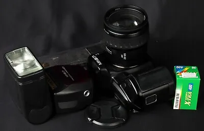 Minolta Alpha 5xi 35mm Film AF SLR + Zoom Xi 28-105mm F/3.5-4.5 Lens & Flash Kit • $119.99