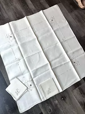 Vintage Linen Tablecloth Bridge Cloth Embroidered Ecru With 4 Napkins (*35) • $17