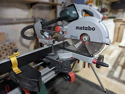 Metabo KGS 315 PLUS Sliding Mitre Saw And KSU 251 Extending Stand (240v) • £525