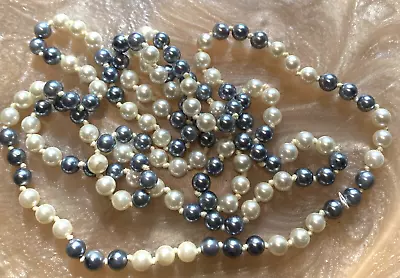 Hand Knotted Gray/White Pearl? Necklace. • $9.99