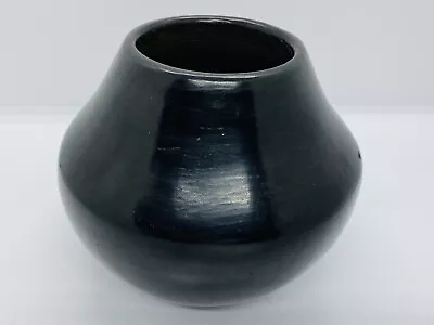 Fine Antique In Style Of Maria Martinez Early San Ildefonso Blackware Pot • $350