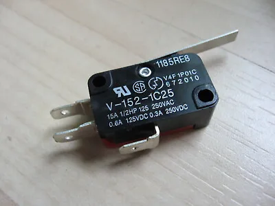 Omron Micro Limit Switch V-152-1C25 With 1  25.4mm Lever 15A 125/250VAC #E66A • $8.95