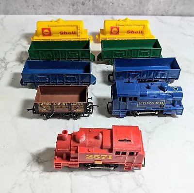 Vintage Hornby Junior Clockwork OO Gauge Locomotives And Wagons Working  • £25.99