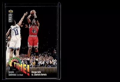 Michael Jordan 1995 Collector's Choice #353 Playoff Time • $3.99