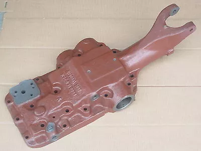 Hydraulic Lift Head Cover For Massey Ferguson Mf 240 240p 240s 245 250 255 261 • $378