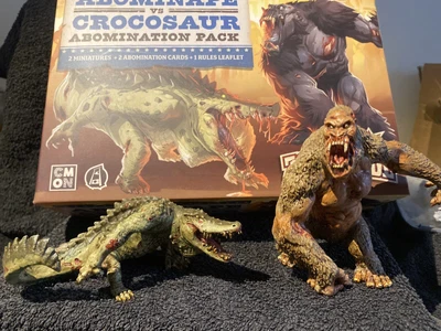 £40 • Buy Cmon Zombicide Undead Or Alive Game Abominape Vs Crocosaur Pack Painted