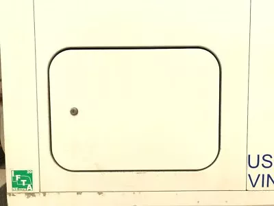 Mack CX VISION Right/Passenger Sleeper Door - Used • $159.99