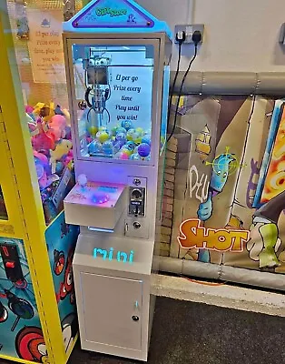 £1450 • Buy Coin Operated Mini Claw Machine Grabber