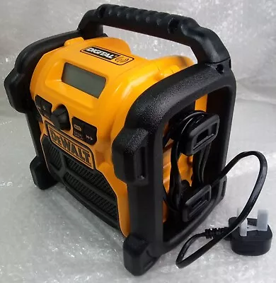 Dewalt DCR020 DAB/FM Digital Radio Mains Powered W/USB Charging Port • £89.95