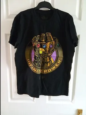 Marvel Avengers Infinity Wars - Infinite Power Infinity Gauntlet T-shirt Size M • £10