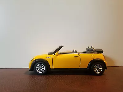 1:28 MINI Cooper S Convertible Pull-Back Car • $9.99