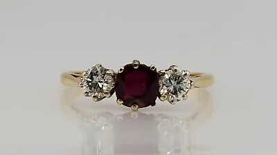 Stunning Vintage Platinum And 18k Diamond And Ruby Ring Size 5.5 • $375