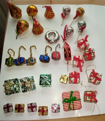 $20 • Buy Lot Of 32 Vintage Christmas Paper Foil Fun Colorful Festive Ornaments