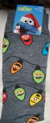 Sesame Street Oscar The Grouch Elmo & Others Xmas Lights Men's Socks 6-12  • $5.49