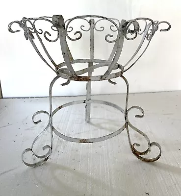 Vtg Basket Plant Holder Metal Plant Stand 16 In Tall And Wide Rustic Shabby Chic • $39.99