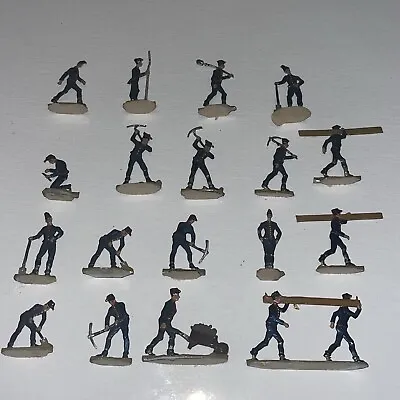 Tin Flat Toy Soldiers 30mm X 18.  #14 Working Crew • $27.78