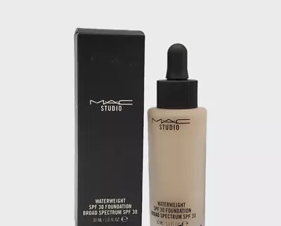 NIB MAC Studio Waterweight SPF30 Foundation Broad Spectrum NW20 30mL / 1Oz • $14.99