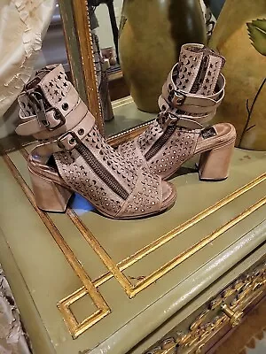 NEW FREEBIRD Taupe Tan Teresa Theresa Perforated Ankle Sandal Bootie SZ 10 • $125