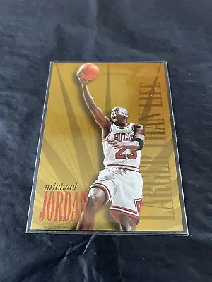 1995-96 SkyBox Premium “Larger Than Life” Insert #L1 MICHAEL JORDAN !! • $146