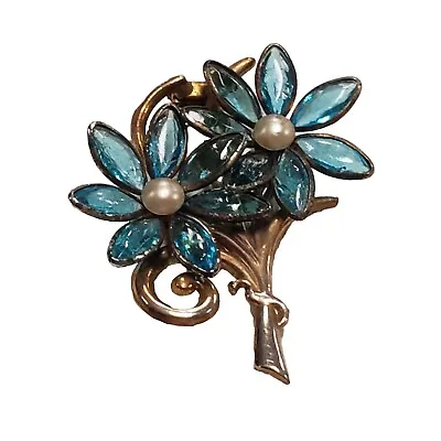 Vintage Floral Flower Fur Clip Gold Tone Faux Pearl Blue Lucite  • $89.95