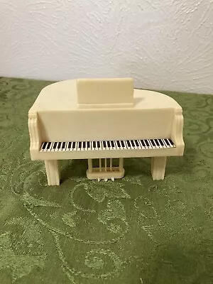 Vintage Piano Coin Money Bank Plastic Baby Grand White Ivory • $5