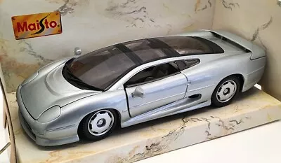 Maisto 1/24 Scale Model Car 31907 - 1992 Jaguar XJ220 - Silver • £24.99