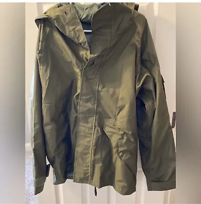 Military Cold Weather Parka With Hood Medium Green W/out Fur Collar • $65