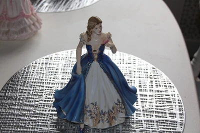 £49.99 • Buy Large Rare Royal Doulton Limited 2007 Figure Signed  Ref6
