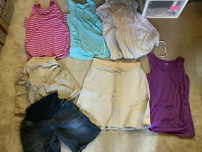 Maternity Clothes Lot Size L • $37