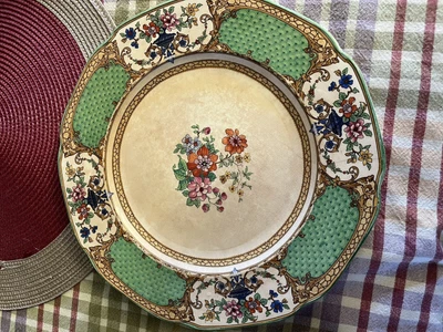 $10 • Buy Vintage Flowered Cake Plate 