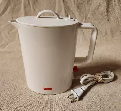 Bodum Mini Ibis 5410 Electric Hot Pot Water Tea Kettle 27 Oz White EUC • $19.95