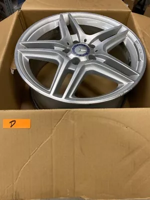 18  X 9.5  Mercedez-AMG Wheel. 2013 E350 • $350