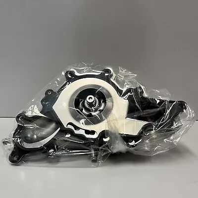 Genuine Toyota Water Pump - LandCruiser 79/200 Series - 1VD - 1610059366 • $230