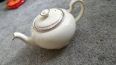 Alfred Meakin Teapot • £2