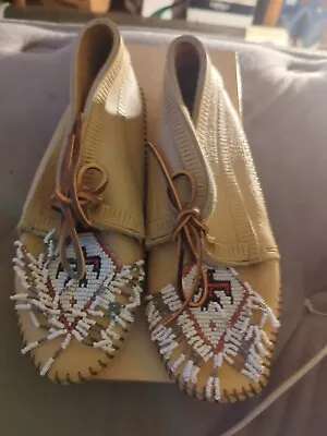 Vintage Minnetonka Moccasins White Beaded Brand New Original Box And Tag • $45