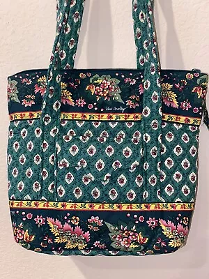 Vera Bradley Retired Rare Greenfield Petite Villager Excellent Condition Tote • $27