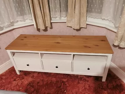 IKEA Hemnes TV Bench / Unit With Drawers White And Oak • £50