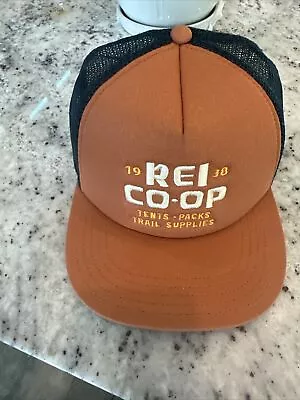 REI Co-op Trucker Hat Mesh Snapback Orange TENTS PACKS Trail Supplies • $12