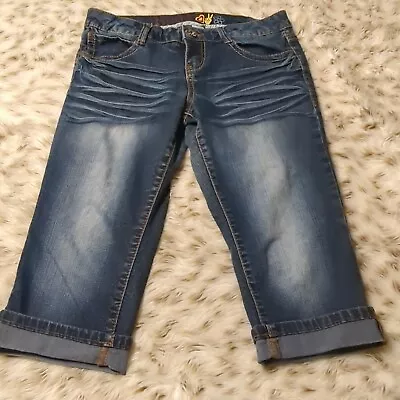 MUDD Jeans Women's Jrs Size 9 Denim Blue Skinny Leg Stretch Capri Crop • $15