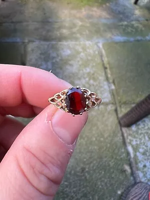 9ct Gold Garnet Solitaire Ring Size I 1/2 Hallmarked Pinky • £88